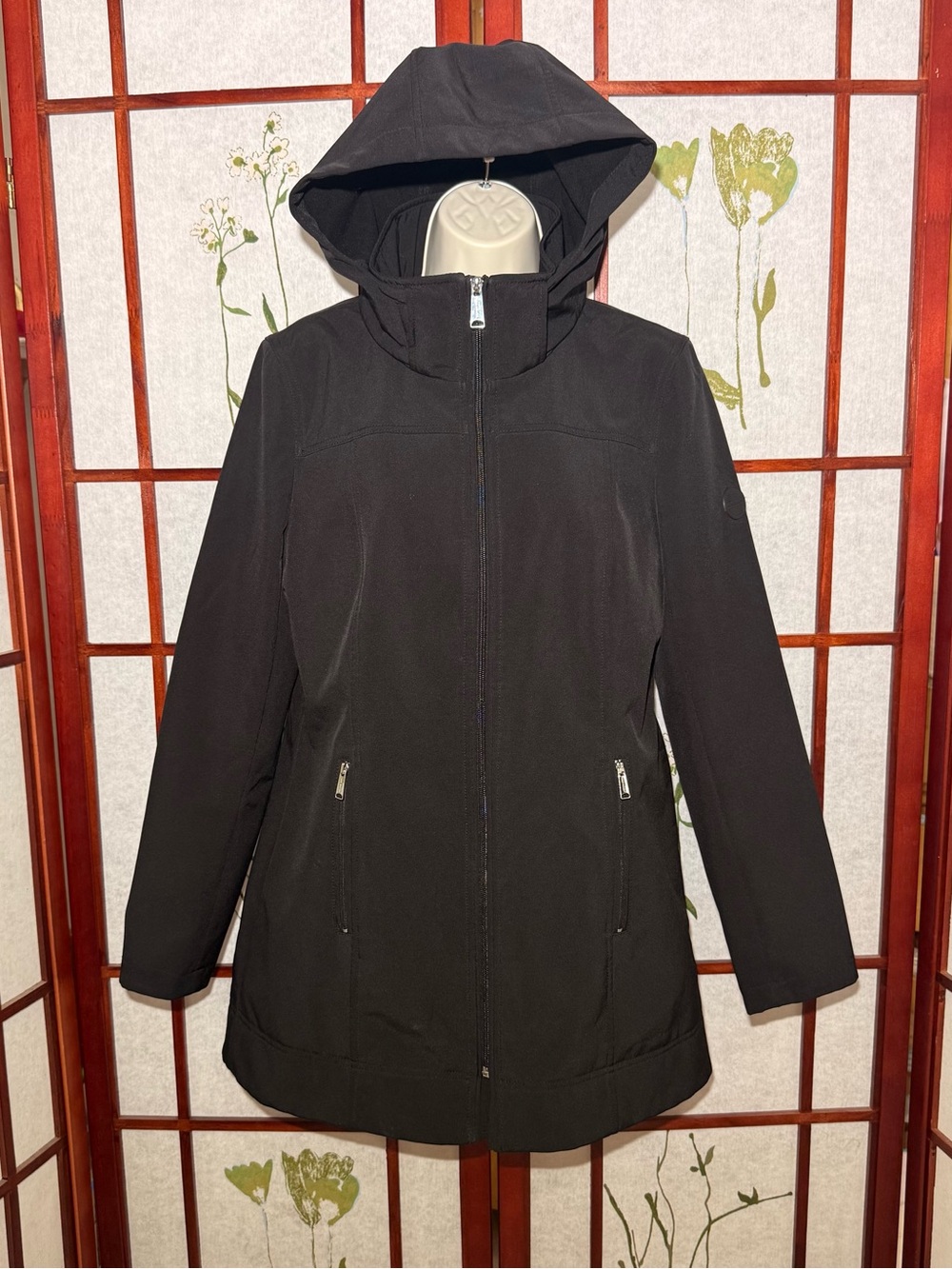 Andrew Marc black 4-way stretch water-repellent hooded jacket size S full zip